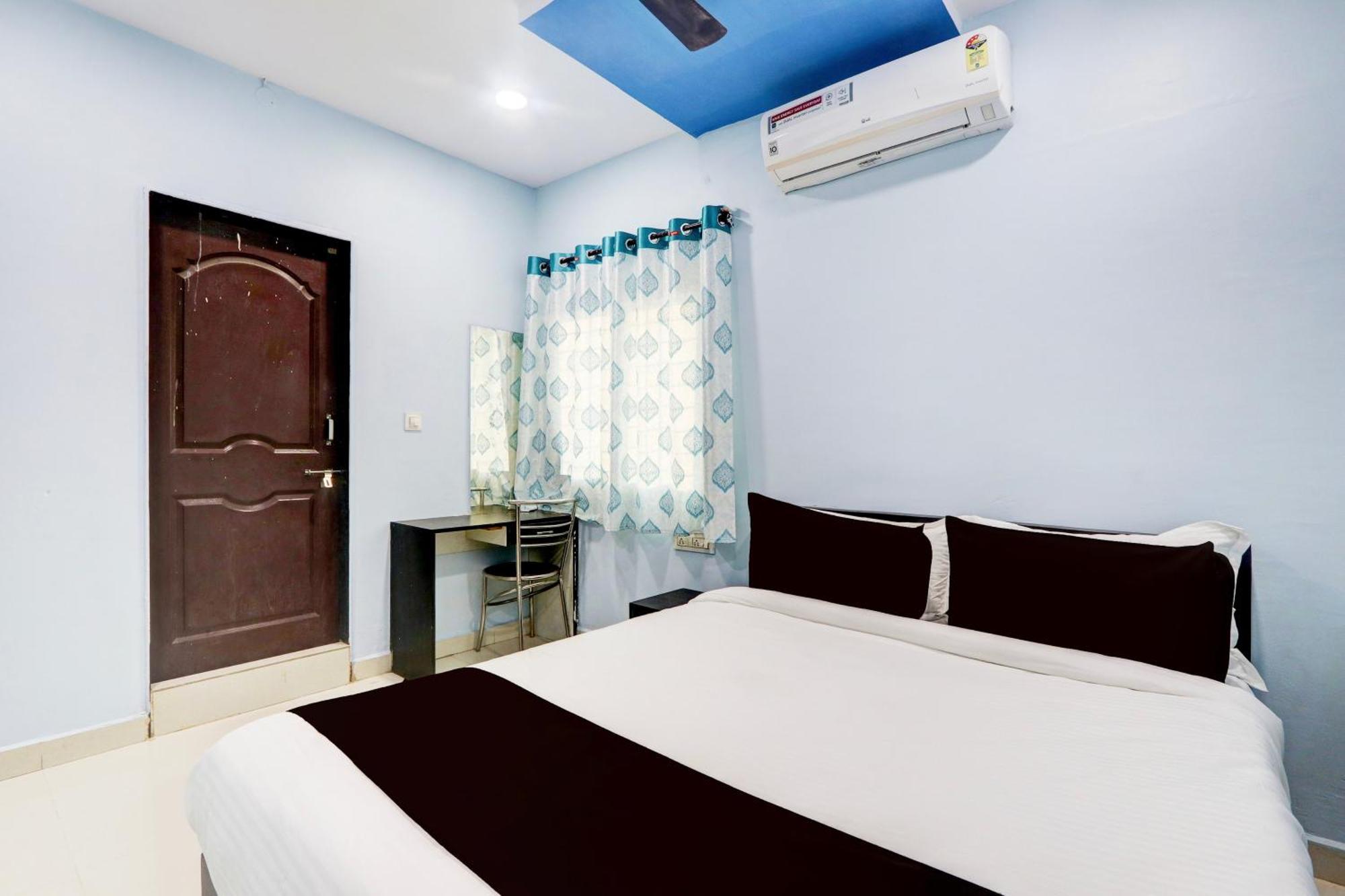 Hotel O Moon Light Nizamabad Exteriör bild